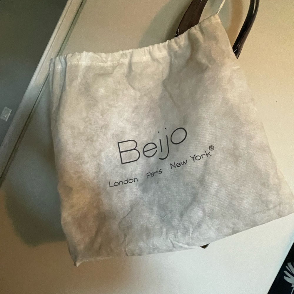 Beijo Purse - Picture 3 of 16